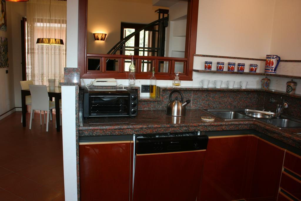 Il Gelsomino Taormina Center Apartment Ruang foto