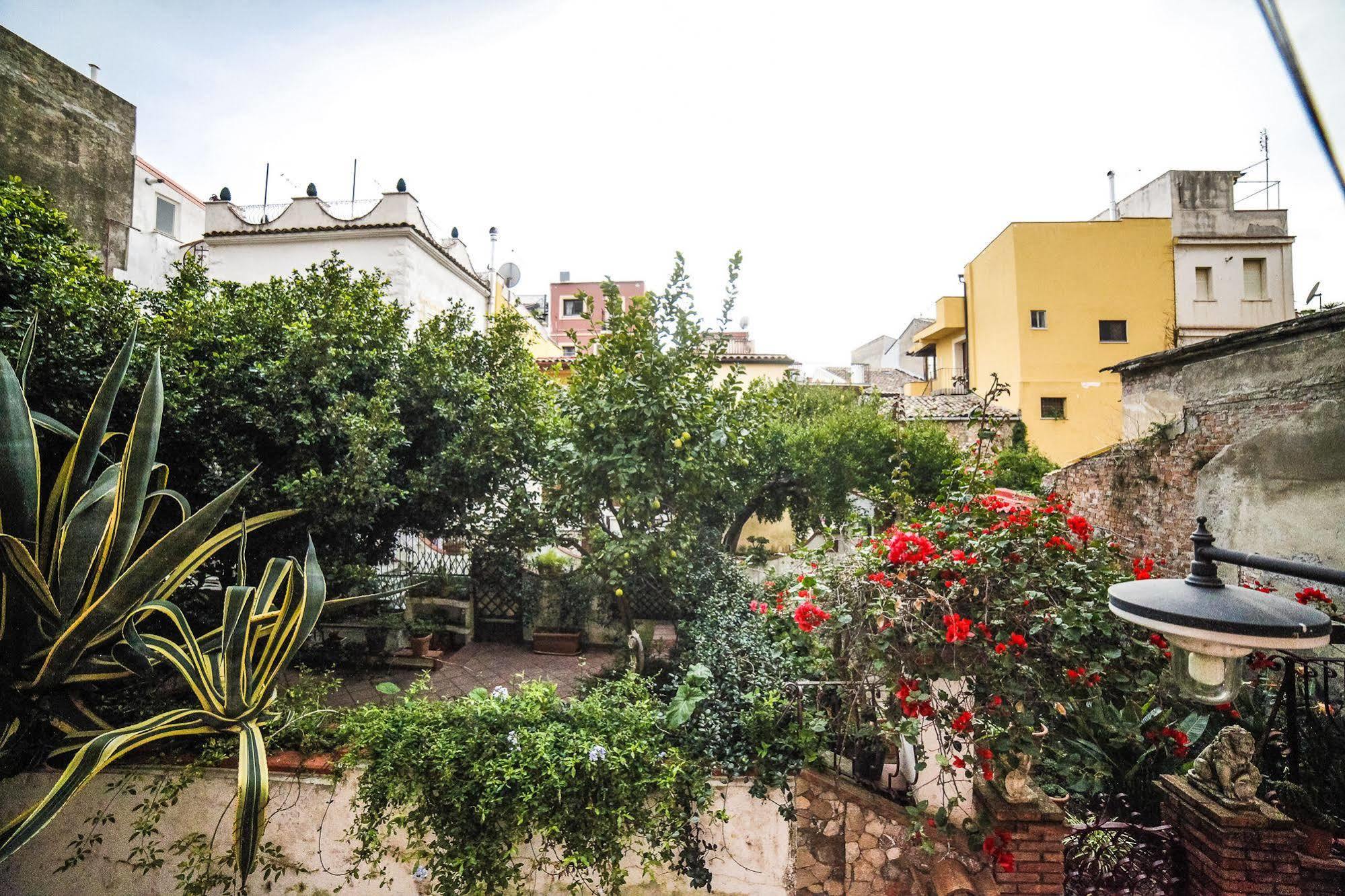 Il Gelsomino Taormina Center Apartment Bagian luar foto